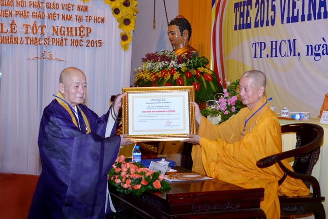 Le Tot Nghiep (23).JPG