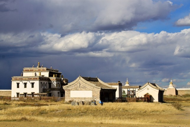 Erdene Zuu: Tu viện Phật giáo cổ xưa ở Mông Cổ ảnh 3 ns10.jpg