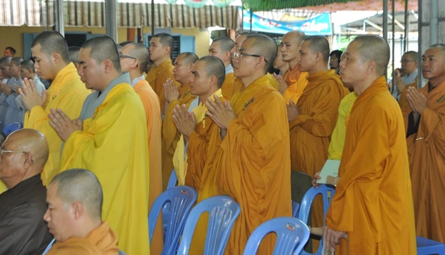 Trường TCPH Bình Thuận tổng kết và khai giảng ảnh 4 bthuan3.jpg