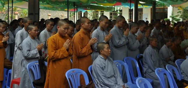 Trường TCPH Bình Thuận tổng kết và khai giảng ảnh 5 bthuan4.jpg