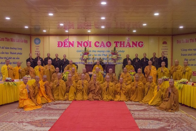 IMG_0426 (Custom).jpg