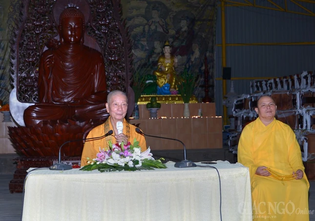 Khoa tu ngay 18-10-2015 (1).JPG
