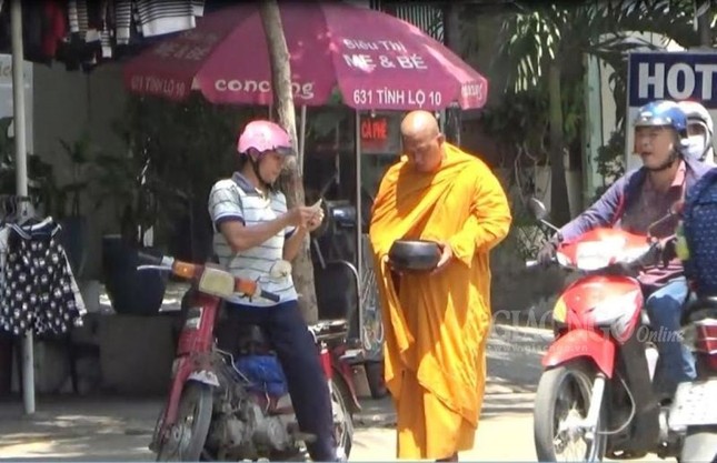 TƯGH hướng dẫn thành lập Ban Công tác kiểm Tăng ảnh 1 su gia.jpg