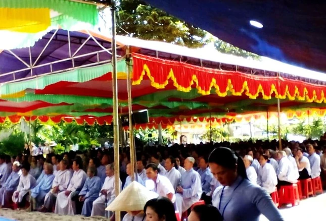 Bình Phước: Lễ đặt đá trùng tu chùa Nam Thiên ảnh 2 bphuoc 2.jpg