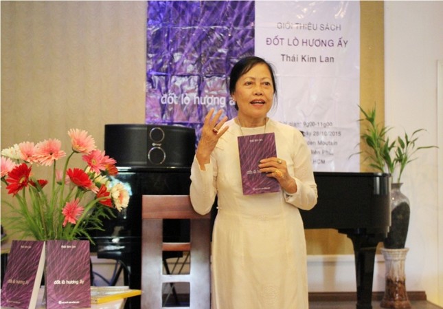 GS.TS Thái Kim Lan ra mắt "Đốt lò hương ấy" ảnh 4 1kl.jpg