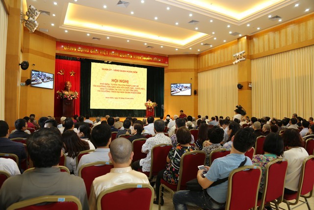 Q.Hoàn Kiếm phổ biến pháp luật tới chức sắc tôn giáo ảnh 1 1hn 1.jpg