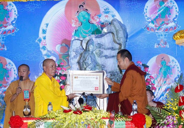 Hơn 10 ngàn Phật tử tham dự lễ vía Đức Quan Âm ảnh 2 phaphoi07.jpg