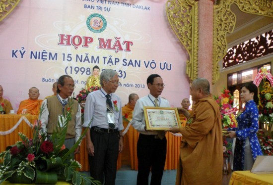 Tập san Vô Ưu tổ chức thi viết văn về Phật giáo ảnh 1 vouu.jpg