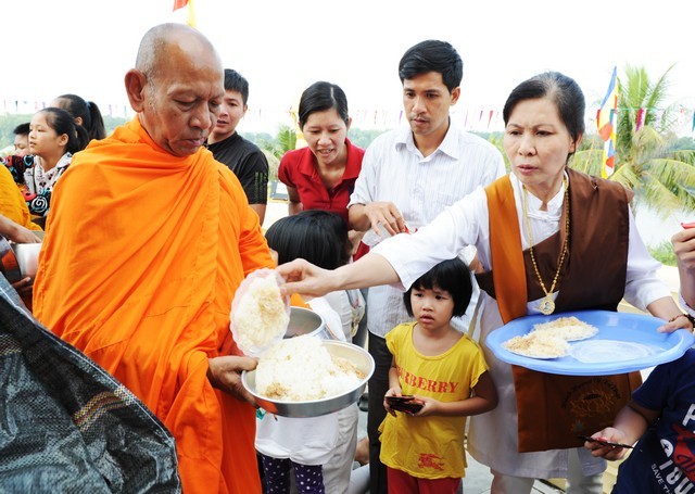 Hà Nội: Lễ dâng y Kathina tại chùa Khleang ảnh 10 a hn 8.jpg