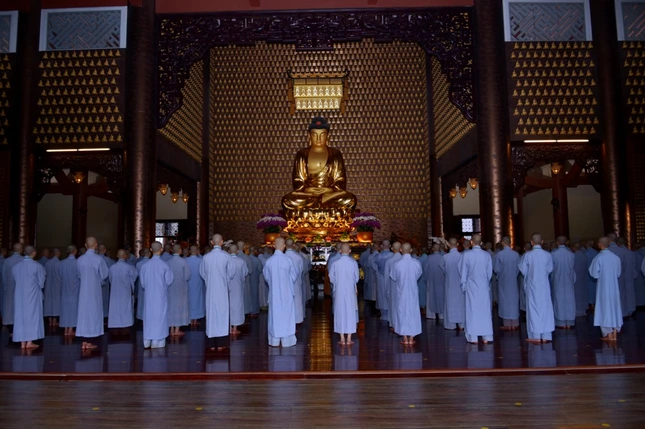 Gioi truong Hue Nghiem -Chieu 28-11-2015 (16).JPG