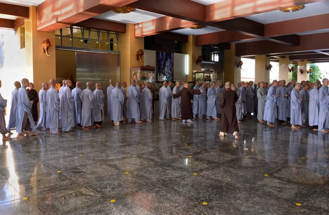 Gioi truong Hue Nghiem -Chieu 28-11-2015 (6).JPG