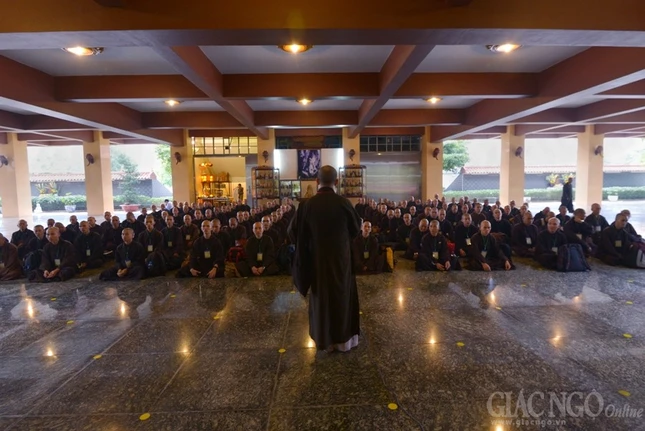 Nhap gioi truong Hue Nghiem (6).JPG