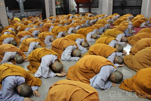 Khóa lễ sám hối đầu tiên tại giới trường Kim Sơn ảnh 6 8sh.jpg