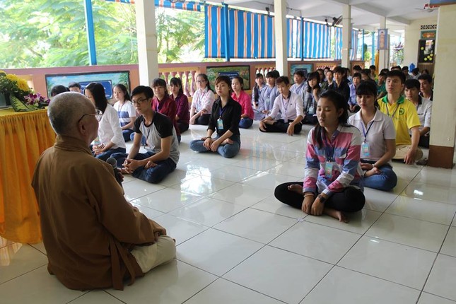 TP.HCM: Sinh viên về chùa Pháp Vân tu một ngày ảnh 1 pvan.jpg