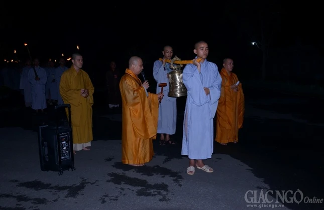 Ho canh -Tuan chieu (1).JPG