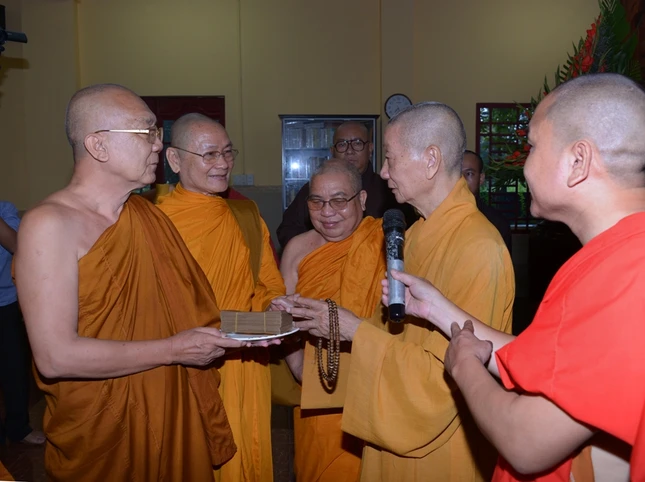 Cung duong Gioi truong (1).JPG