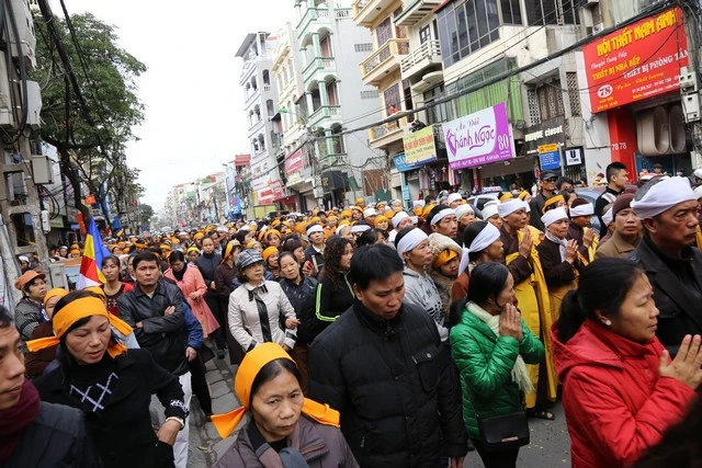 Cung tống kim quan cố NT.Thích Đàm Ánh trà-tỳ ảnh 7 1 hnoi 7.jpg