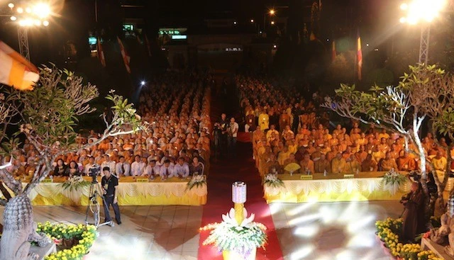 PG trang nghiêm truy niệm anh hùng liệt sỹ ảnh 1 Hinh 1.jpg