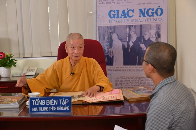 Thực hiện phim tài liệu về Báo Giác Ngộ ảnh 3 BTN_0171.JPG