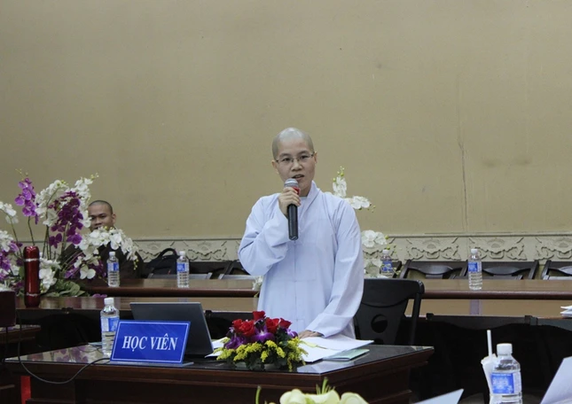 Học viện PGVN tiếp tục tổ chức bảo vệ luận văn ảnh 1 2bv.jpg