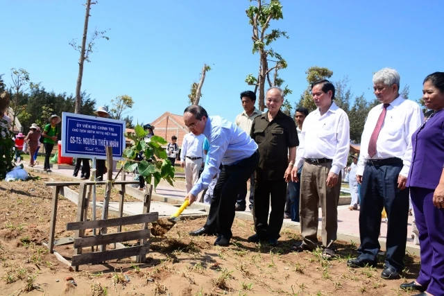 Khánh thành thiền viện Trúc Lâm Trà Vinh ảnh 13 1 tv 7.JPG