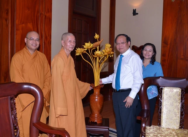 HT tao thap - ChucTet Thanh Uy (20).JPG
