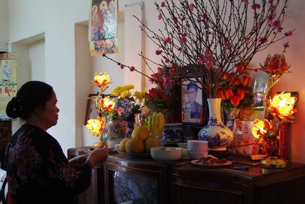 ban thongaytet.jpg
