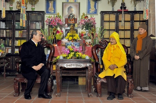 Ông Nguyễn Thiện Nhân chúc Tết Đức Pháp chủ ảnh 2 ht phap chu 3.jpg