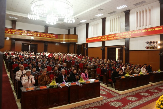 Ninh Bình: Giao lưu, chúc Tết các chức sắc tôn giáo ảnh 2 a nb 2.jpg