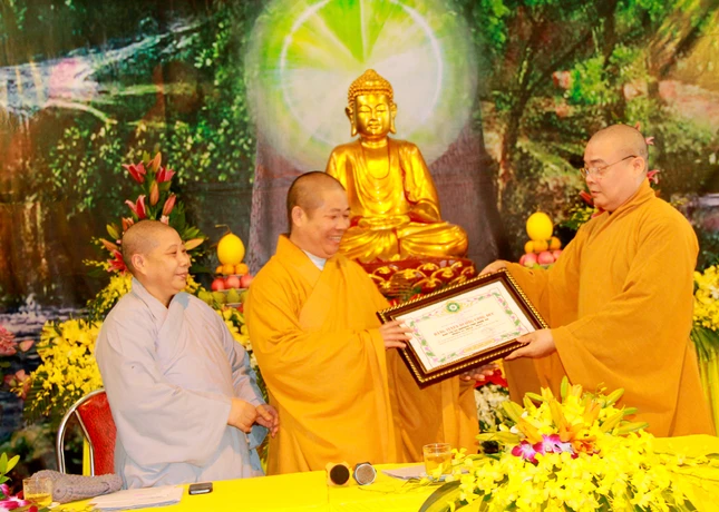 Phật giáo Nghệ An tổng kết Phật sự năm 2015 ảnh 1 IMG_8690.JPG
