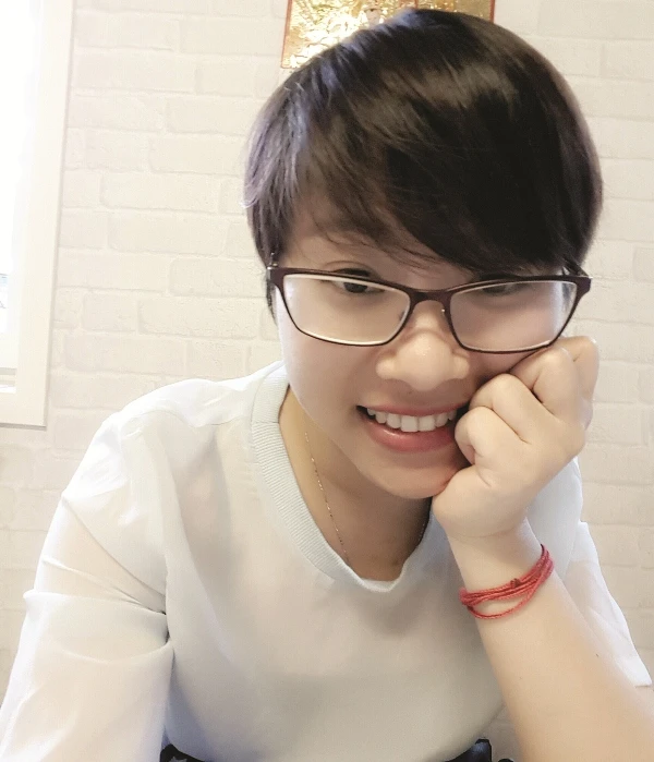 Bạn Huỳnh Hoa anh 2, HUYNH HOA.jpg