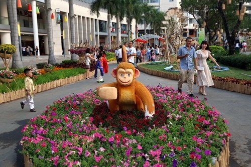 "Về làng" Tết giữa Sài Gòn ảnh 12 Giữa Sài Gòn có một miền quê duyên dáng ở đường hoa đón Tết - ảnh 12