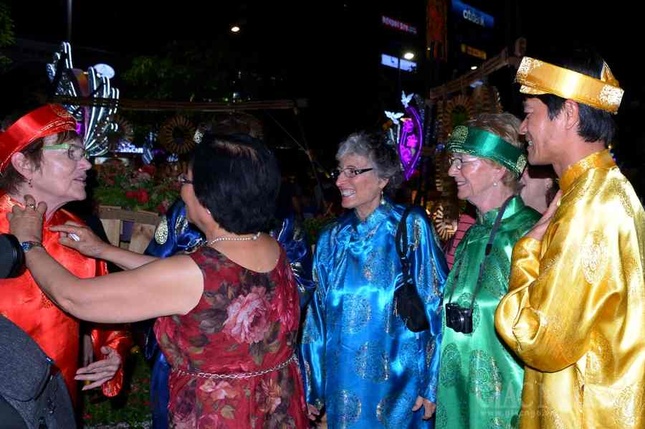 Duong hoa Nguyen Hue (29).JPG