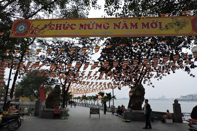 Chua Ha Noi 1.JPG