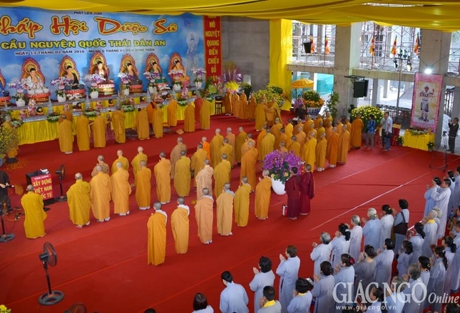 Trang nghiêm khai đàn Dược Sư tại Việt Nam Quốc Tự ảnh 6 ANH BT (15).JPG