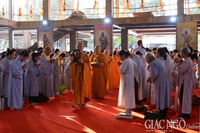 Trang nghiêm khai đàn Dược Sư tại Việt Nam Quốc Tự ảnh 12 ANH BT (4).JPG