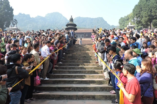 Ghi chép: Chen chúc dự hội chùa Hương ảnh 7 DSCN8586.JPG