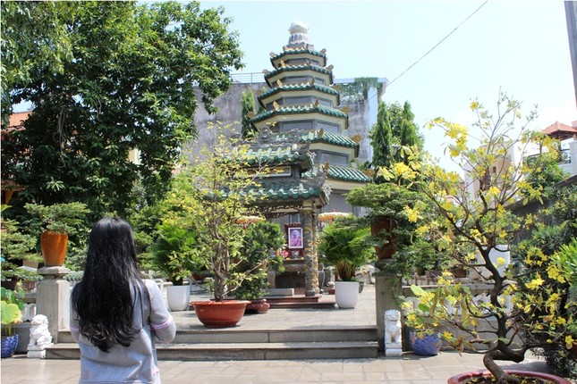 Đầu năm, người trẻ rủ nhau đi 10 chùa ảnh 4 4hh.jpg