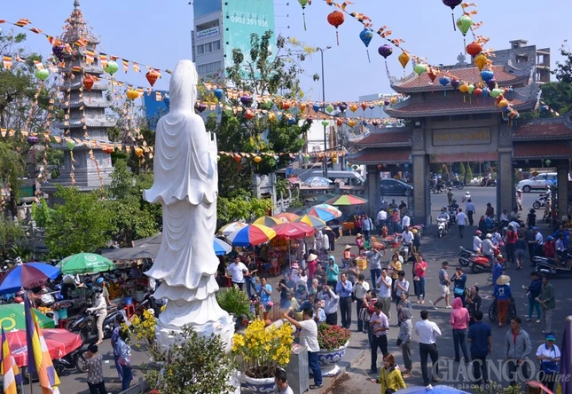 Ram thang Gieng (7).JPG