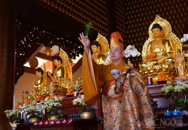 PHDS chua Hue Nghiem (15).JPG