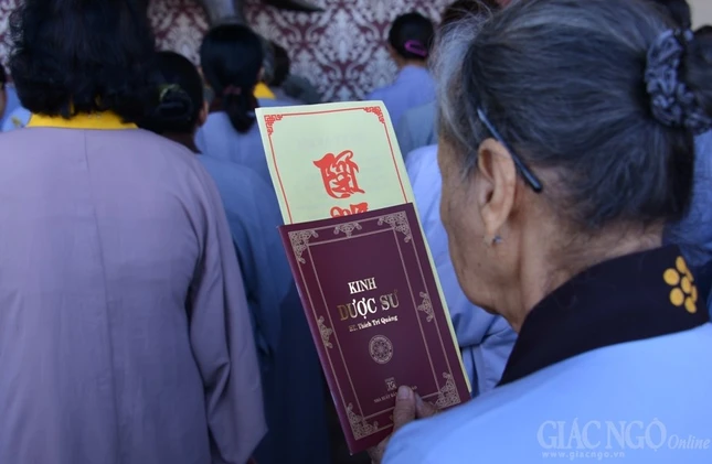 PHDS chua Hue Nghiem (17).JPG