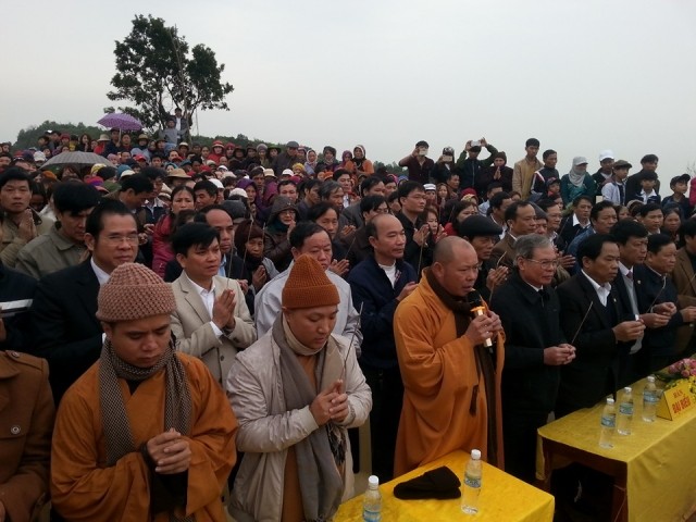 Thanh Hóa: Chùa Am Các đúc chuông nặng 2 tấn ảnh 1 1 thoa 2.jpg
