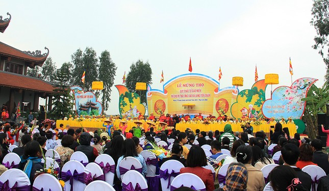 Hưng Yên: Chùa Tiên Quán mừng thọ Phật tử cao niên ảnh 2 mungtho 1.jpg