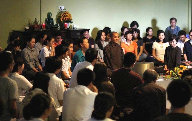 Sắp có 2 khóa thiền do ĐĐ.Minh Niệm hướng dẫn ảnh 1 DD Minh Niem.jpg