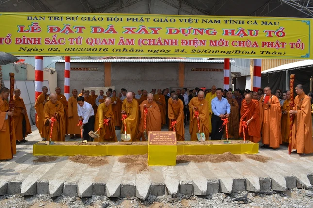 Cà Mau: Đặt đá xây dựng chánh điện VP BTS PG tỉnh ảnh 3 camau10.JPG