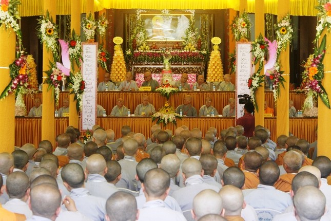 TT-Huế: Thảo luận Phật sự Phân ban Ni giới T.Ư ảnh 5 2.jpg