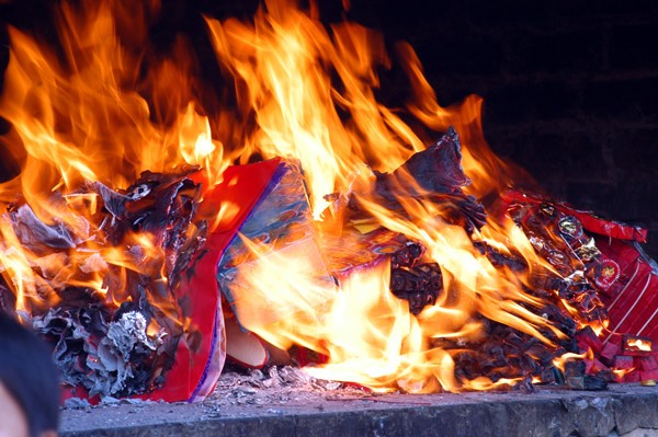 Phật giáo & câu chuyện… vàng mã ảnh 1 dotvangma.jpg