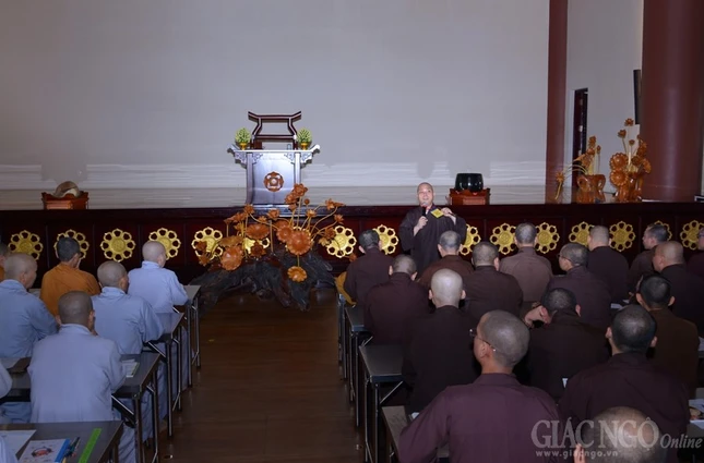 Gioi Luat va Nghi Le (10).JPG