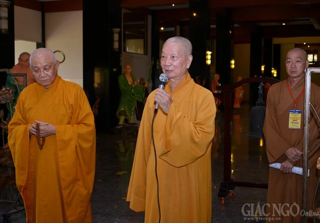 Gioi Luat va Nghi Le (4).JPG