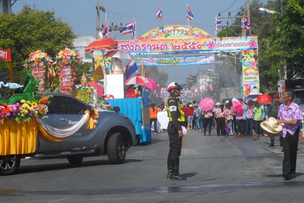 1 thai 2.jpg